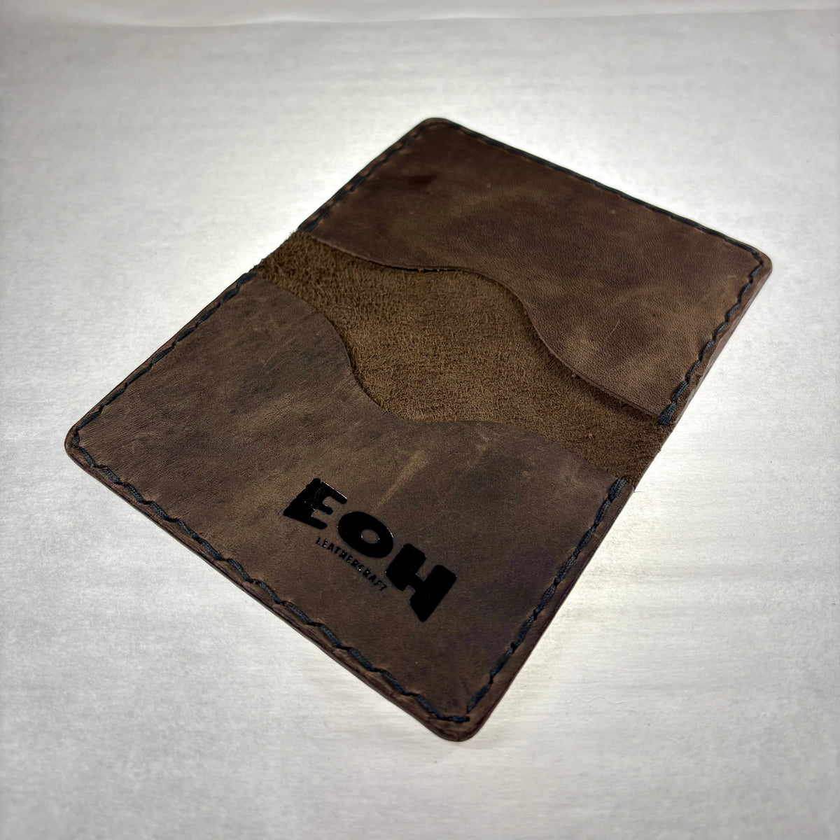 The Classic Standard cardholder