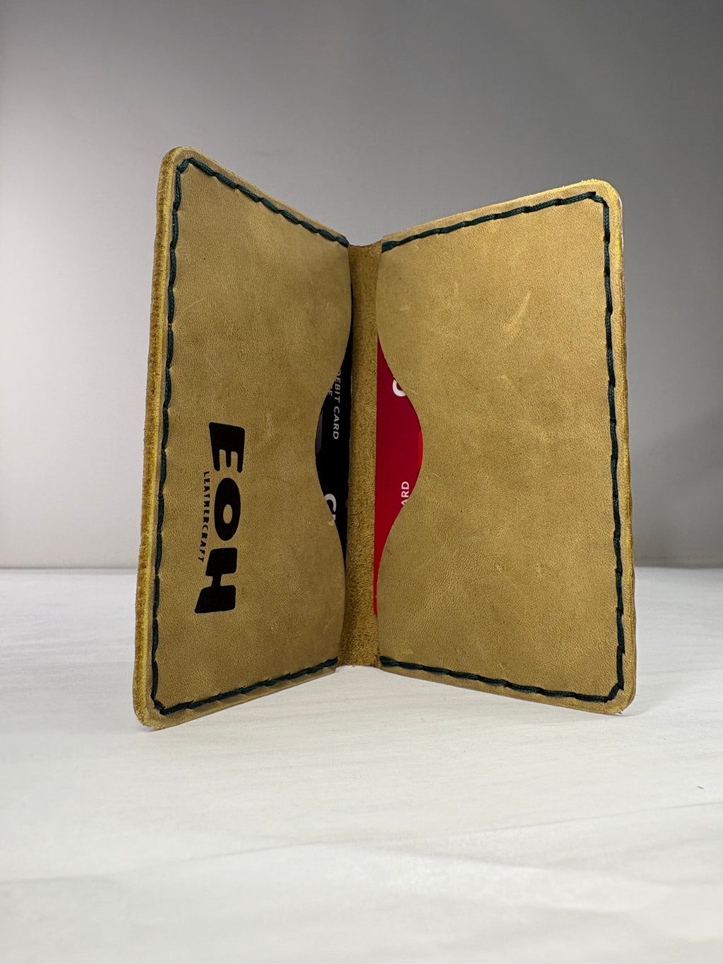 The Classic Standard cardholder