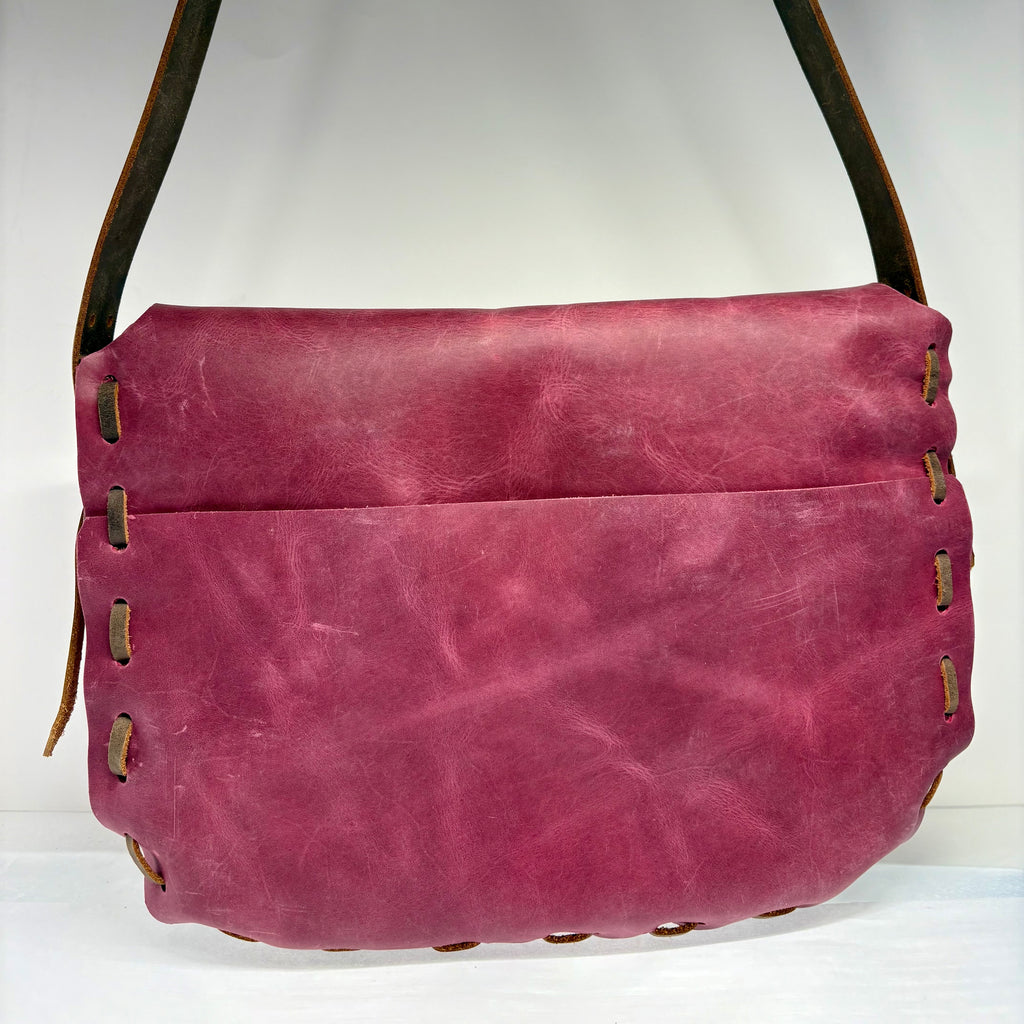 Lace Messenger