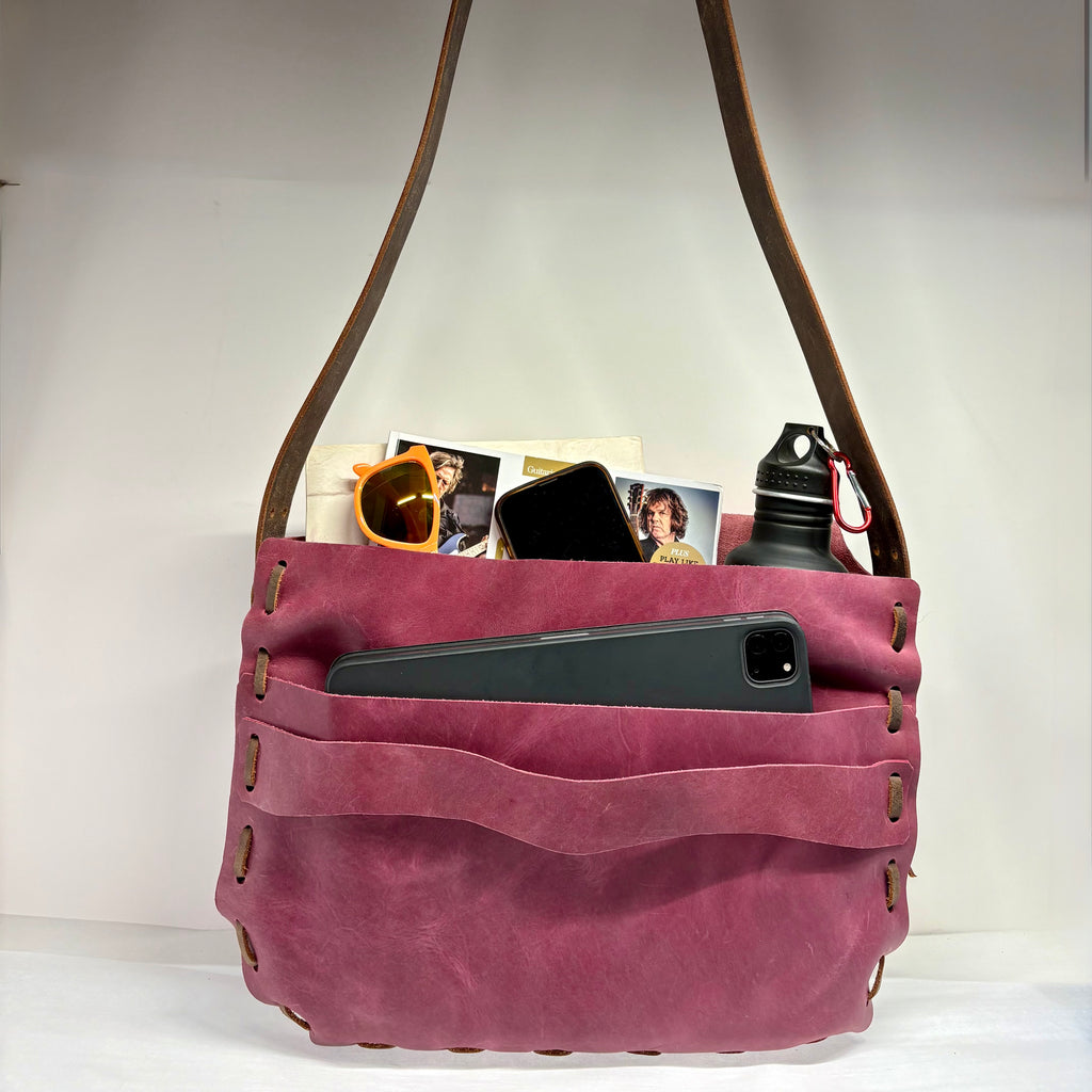 Lace Messenger