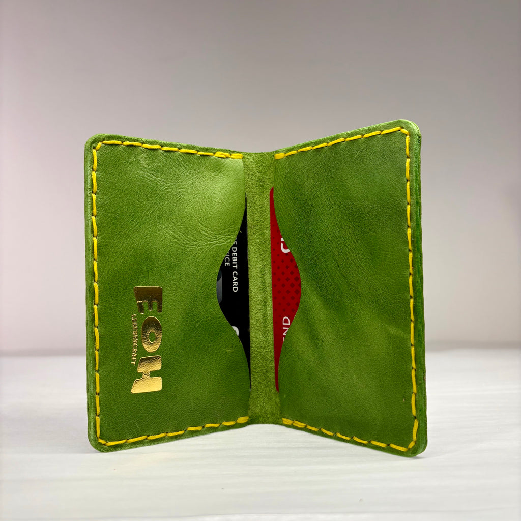 The Classic Standard cardholder
